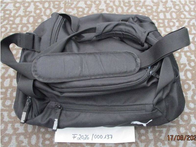 Schwarze Sporttasche von Puma