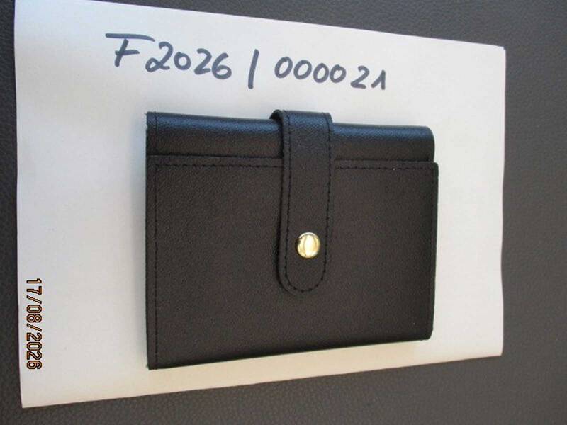 Eine schwarze Geldbörse mit einem Klickverschluss