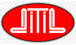 Das Bild zeigt ein Logo mit einem roten, ovalen Hintergrund und einem dicken schwarzen Rand mit weißer Kontur. In der Mitte befindet sich der stilisierte Schriftzug „DITIB“ in weißer Farbe und moderner, symmetrischer Typografie. Die Buchstaben sind stark abstrahiert und bilden ein einheitliches, grafisches Gesamtbild. Das Logo gehört zur „Türkisch-Islamischen Union der Anstalt für Religion e.V.“ (DITIB), einer der größten islamischen Religionsgemeinschaften in Deutschland.
